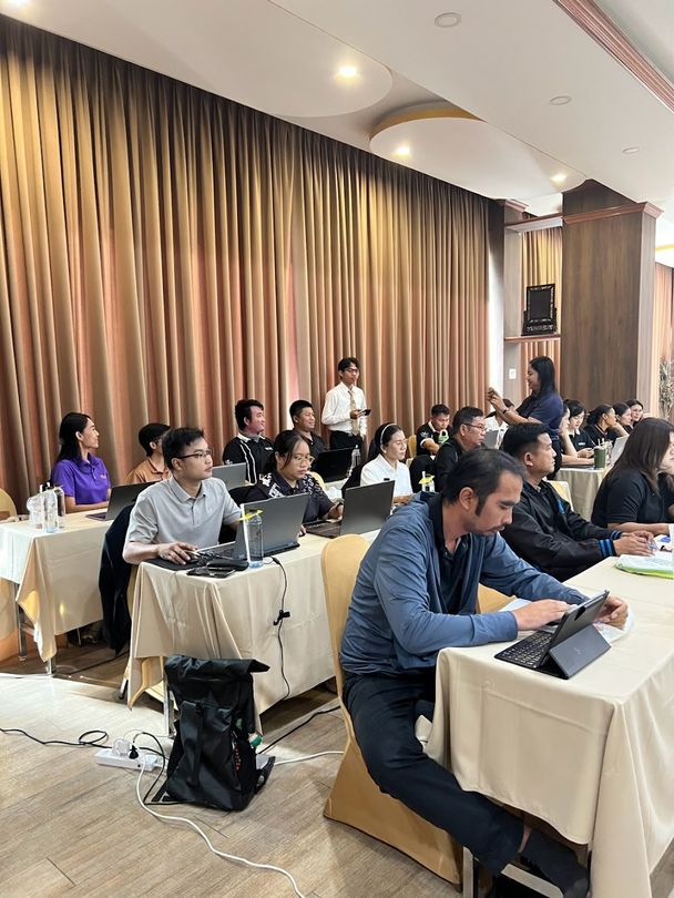 นิทรรศการแสดงผลงานโครงงานนวัตกรรมซอฟต์แวร์ของนักศึกษา